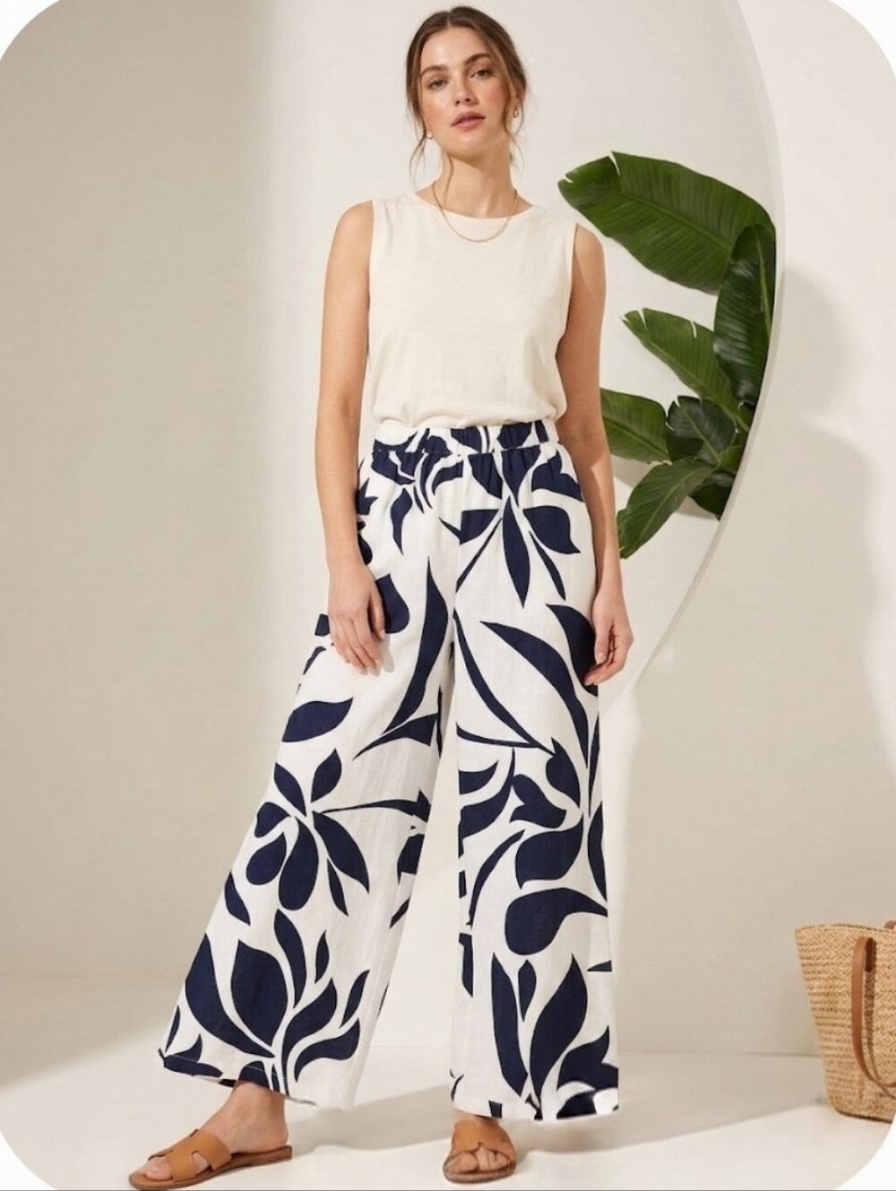 True Destinations Wide Leg Blue Cream Floral Print Pants